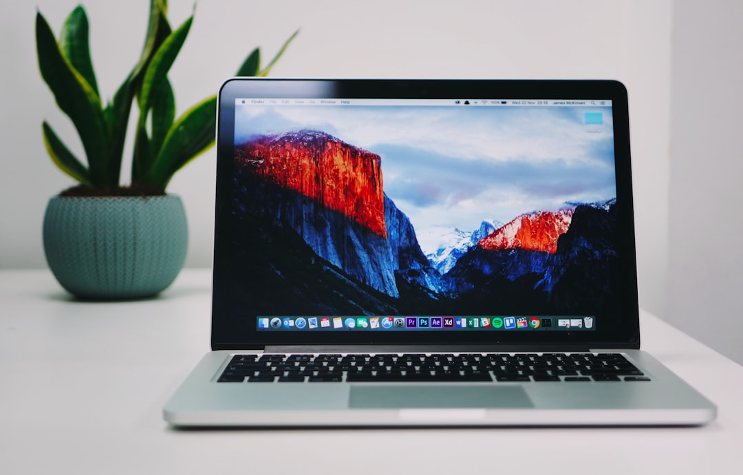 laptop marketing strategy
